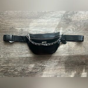 FINAL PRICE NWT Steve Madden Black Faux Leather Belt Bag Fanny Pack Belt